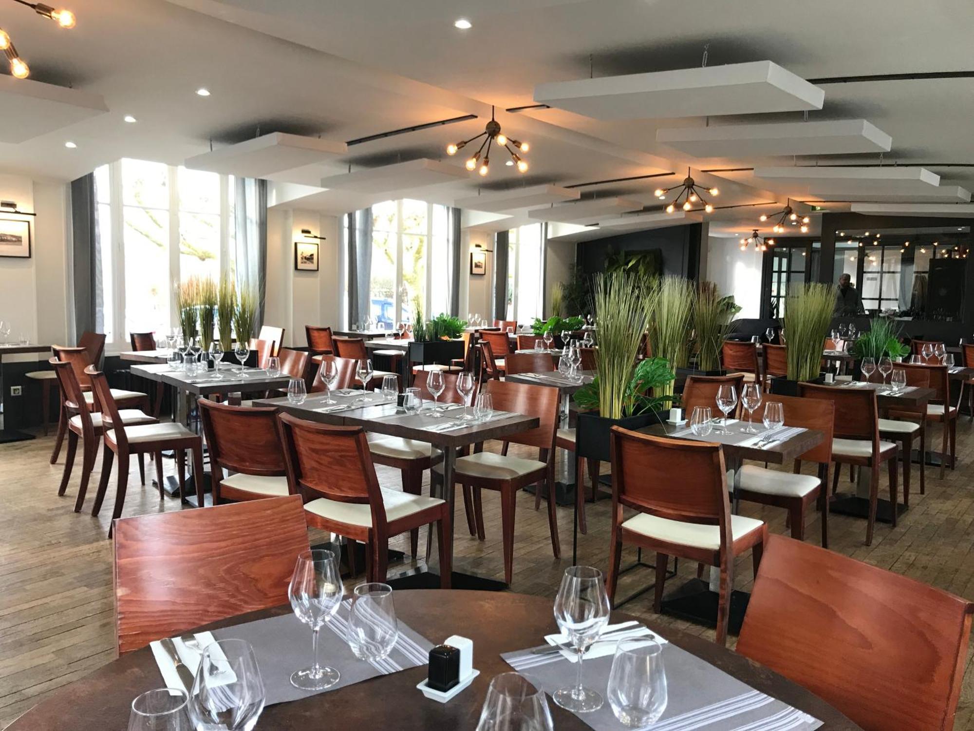 Logis Hotel & Restaurant - Les Bords De Seine لاروش غويون المظهر الخارجي الصورة