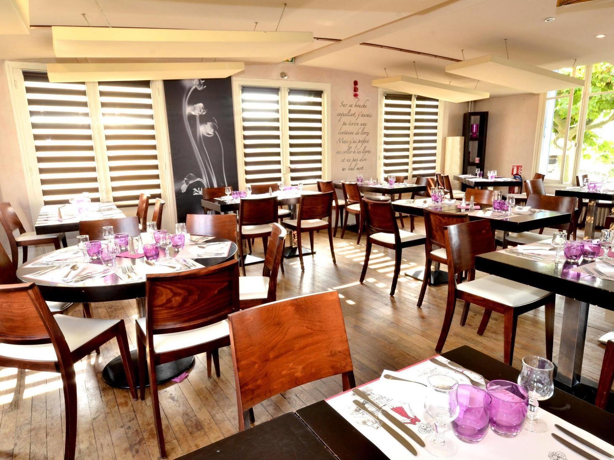 Logis Hotel & Restaurant - Les Bords De Seine لاروش غويون المظهر الخارجي الصورة
