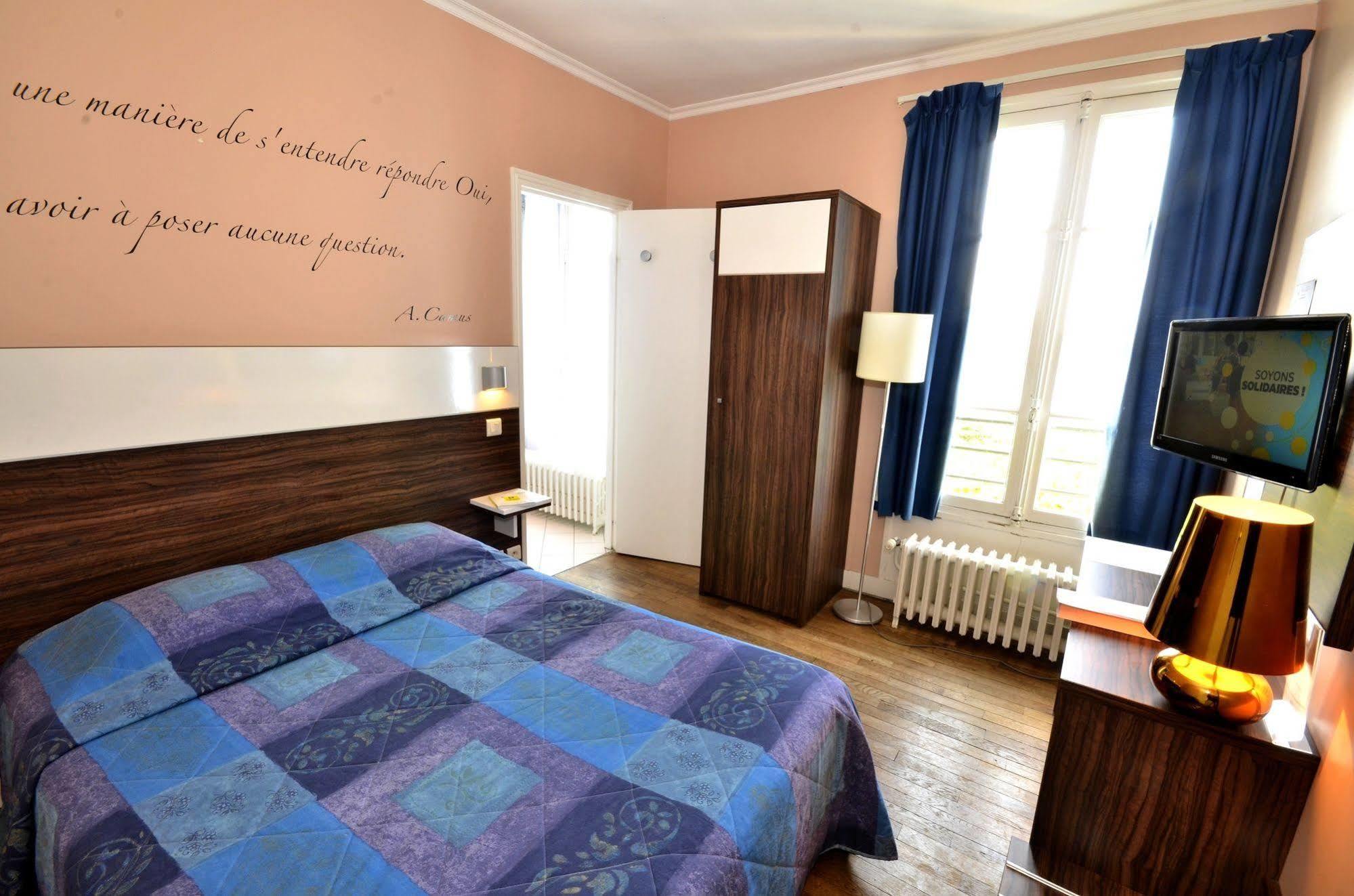 Logis Hotel & Restaurant - Les Bords De Seine لاروش غويون المظهر الخارجي الصورة